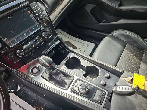 Used 2017 Nissan Maxima Platinum FWD image 30
