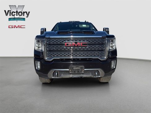 Used 2020 GMC Sierra 2500 Denali w/ Denali Ultimate Package image 2