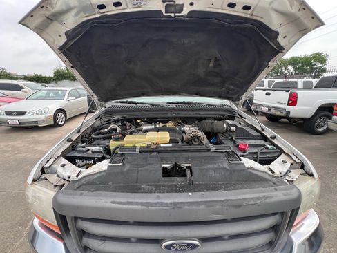 Used 2001 Ford F350 XL image 78