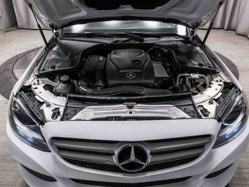 Used 2018 Mercedes-Benz C 300 Sedan image 34