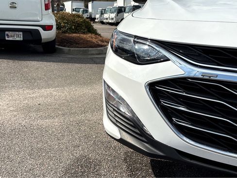Used 2024 Chevrolet Malibu LT image 26