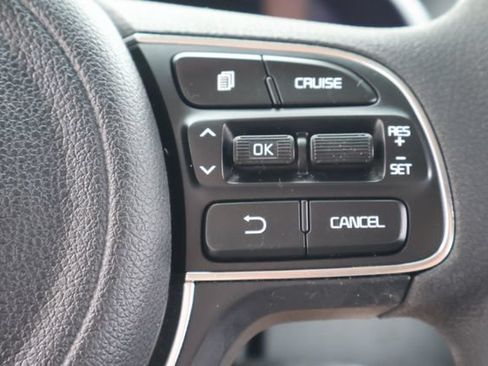 Used 2016 Kia Optima LX FWD image 22
