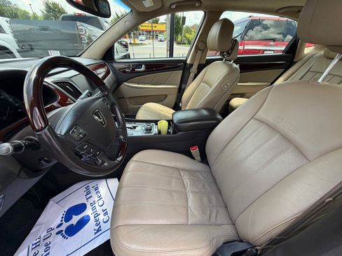 Used 2012 Hyundai Equus Signature RWD image 11