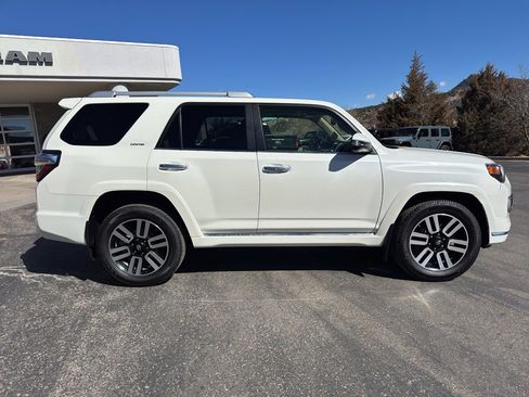 Used 2016 Toyota 4Runner Limited image 8