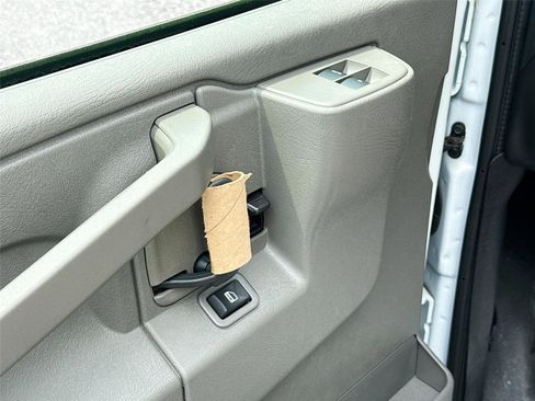 New 2024 Chevrolet Express 3500 w/ Power Convenience Package image 15