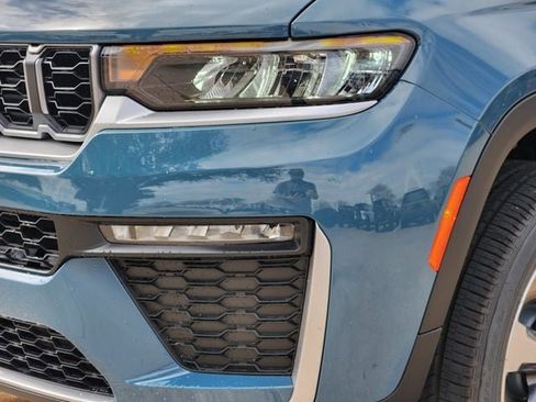 New 2026 Jeep Grand Cherokee Limited image 5