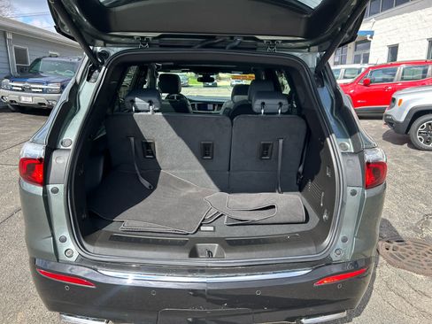 Used 2023 Buick Enclave Essence w/ Experience Buick Package image 28