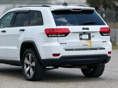 Used 2015 Jeep Grand Cherokee Limited w/ Luxury Group II AWD/4WD image 16