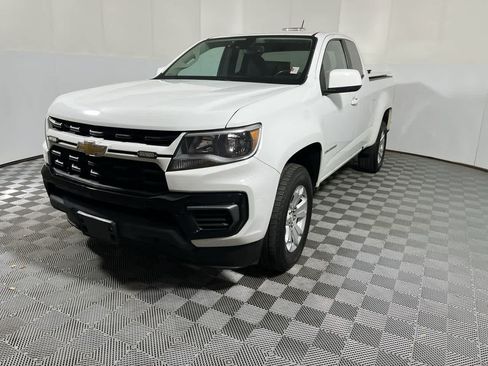 Used 2022 Chevrolet Colorado LT w/ Fleet Safety Package RWD image 4