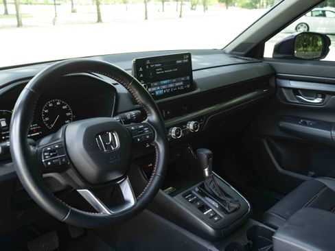 Used 2025 Honda CR-V Sport-L image 16
