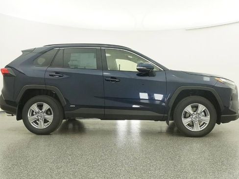 New 2025 Toyota RAV4 XLE image 27