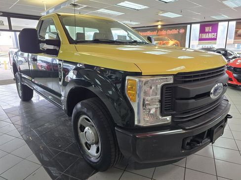 Used 2017 Ford F350 XL image 3