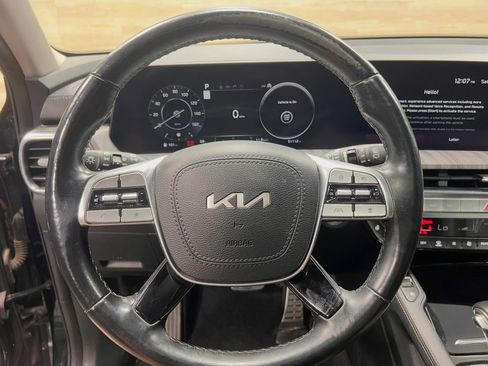 Used 2023 Kia Telluride SX AWD/4WD image 5
