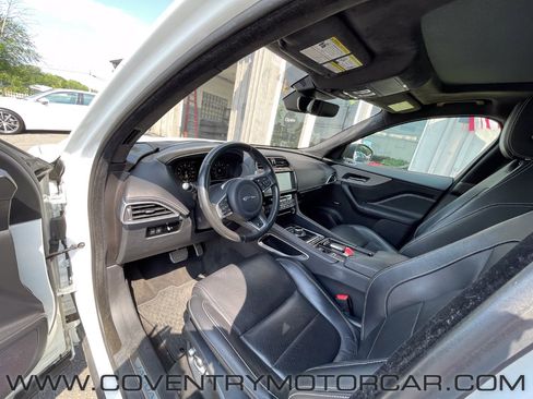 Used 2019 Jaguar F-PACE S image 28