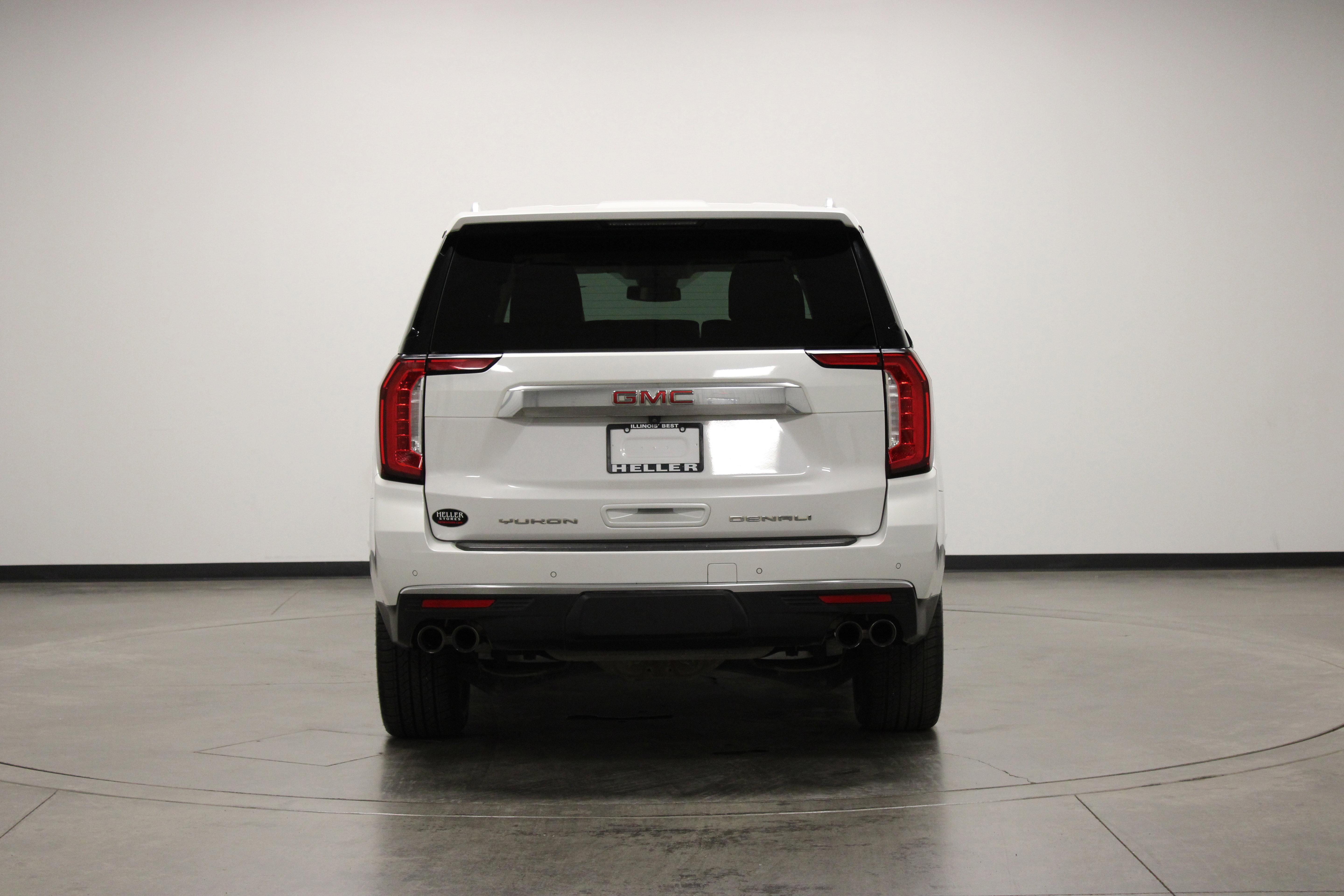 Used 2023 GMC Yukon XL Denali AWD/4WD image 7