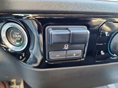 Certified 2023 Chevrolet Silverado 1500 RST image 16