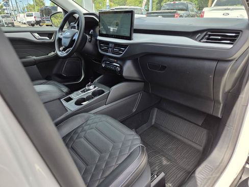 Used 2024 Ford Escape SE w/ PHEV Premium Package FWD image 21
