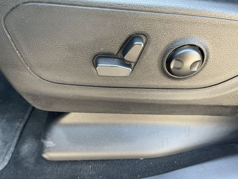 Used 2022 RAM 1500 Lone Star AWD/4WD image 36