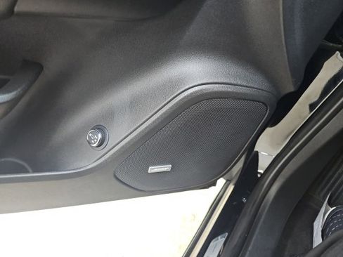 Used 2022 Chevrolet Blazer RS w/ Enhanced Convenience Package image 17