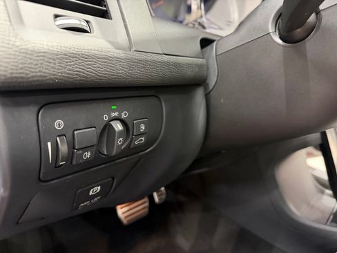 Used 2012 Volvo XC60 T6 AWD/4WD image 37