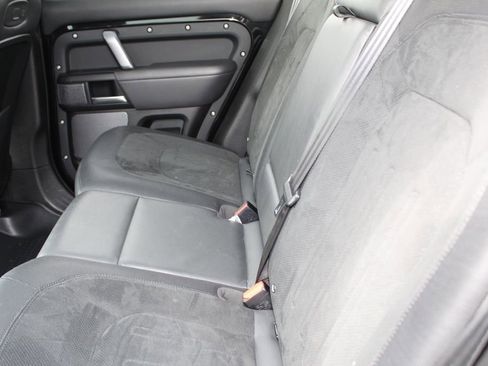 Used 2022 Land Rover Defender 110 V8 image 5