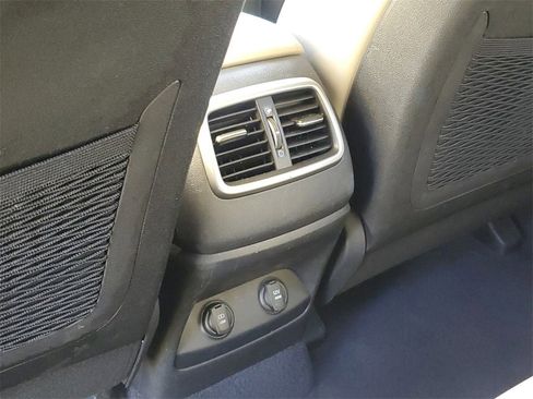 Used 2016 Kia Sorento EX image 16