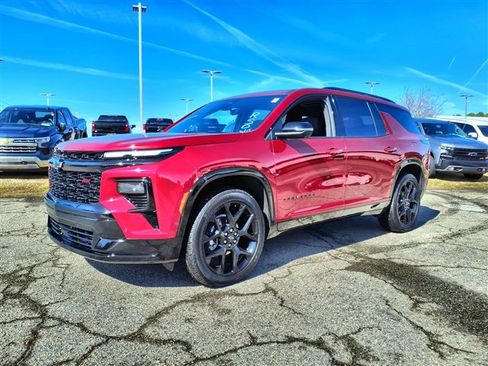 Certified 2026 Chevrolet Traverse RS image 1