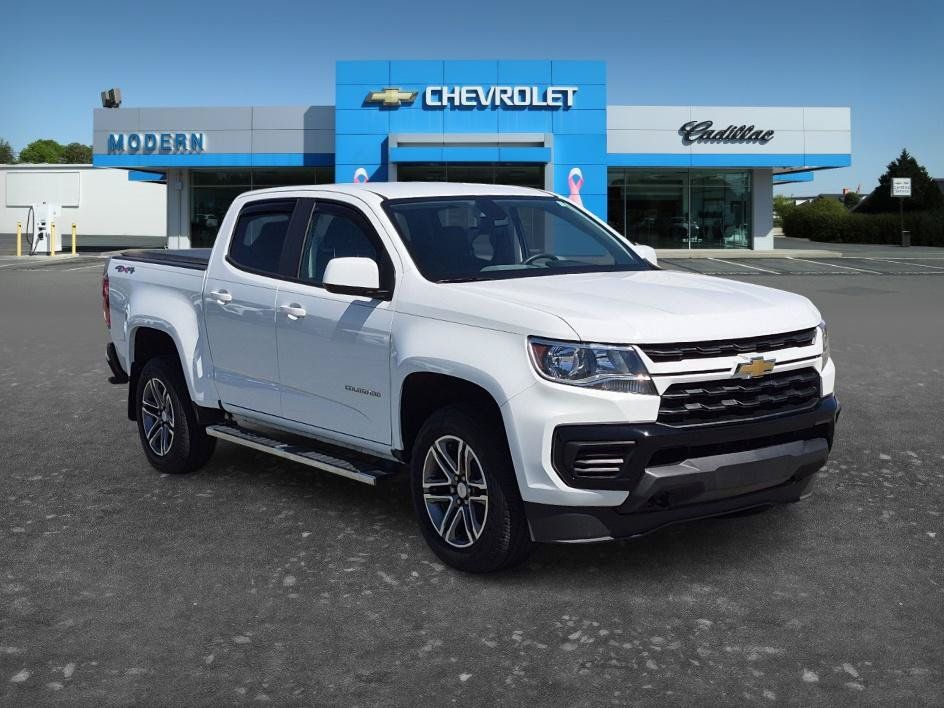 Certified 2022 Chevrolet Colorado W/T w/ Custom Special Edition AWD/4WD image 7
