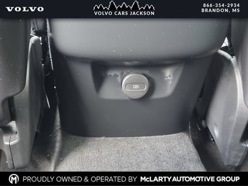 Used 2024 Volvo XC60 B5 Plus AWD/4WD image 18