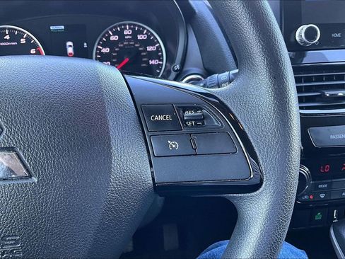Used 2024 Mitsubishi Eclipse Cross LE AWD/4WD image 19