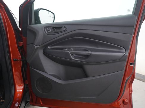 Used 2019 Ford Escape S FWD image 9