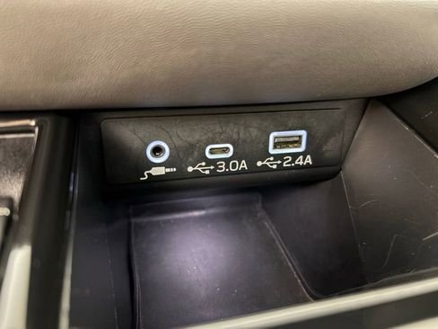 Used 2025 Subaru Outback Onyx Edition AWD/4WD image 33