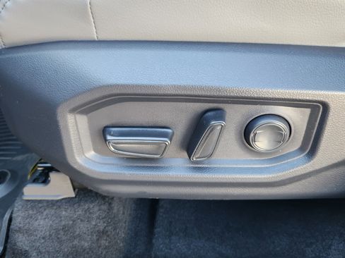 New 2025 Toyota Tundra SR5 image 10