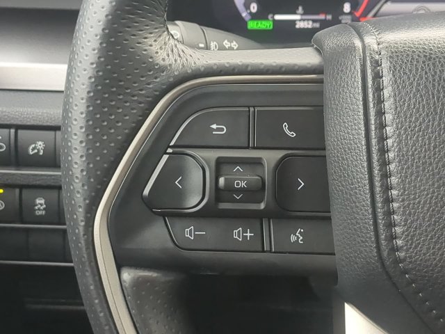 Certified 2026 Toyota 4Runner TRD Off-Road Premium AWD/4WD image 30