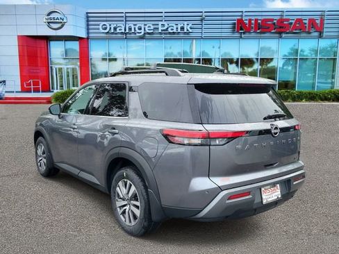 New 2026 Nissan Pathfinder SL w/ Cargo Package FWD image 3