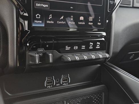 New 2026 RAM 3500 Laramie w/ Sport Appearance Package AWD/4WD image 30