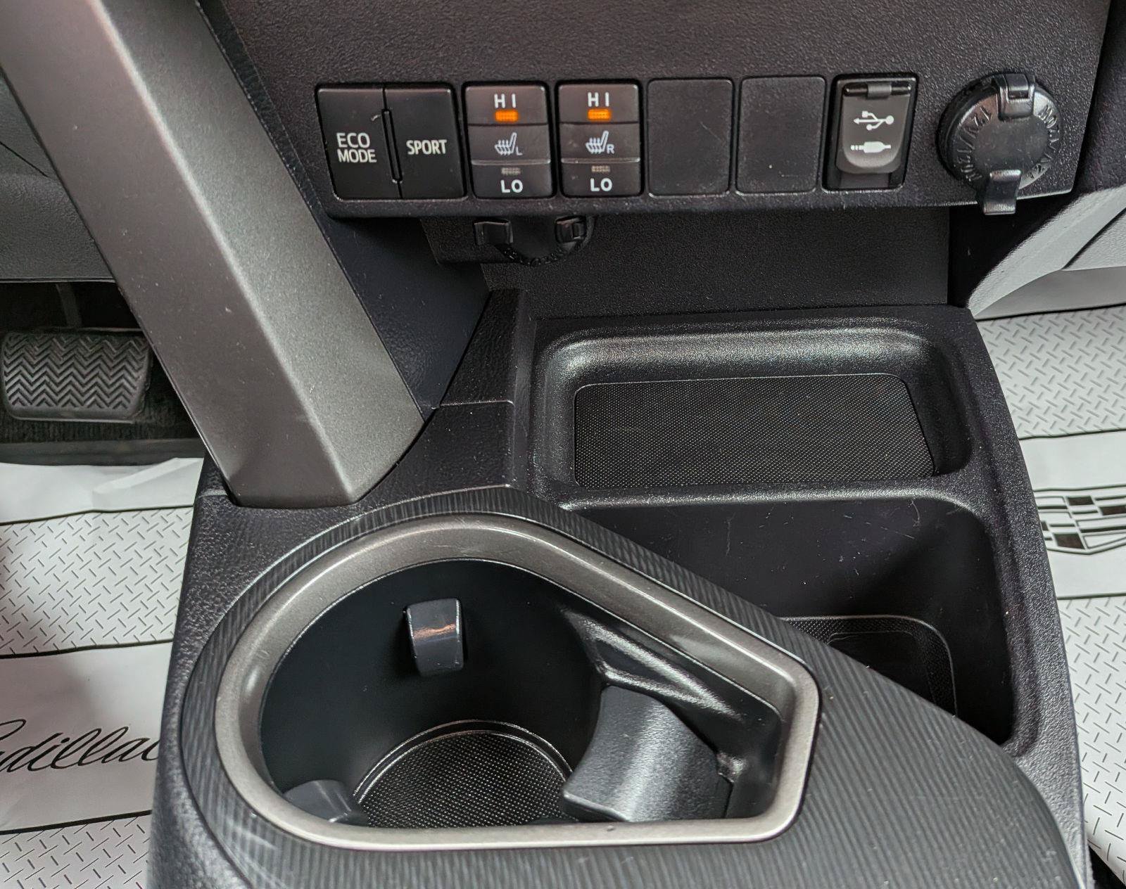 Used 2016 Toyota RAV4 SE AWD/4WD image 20