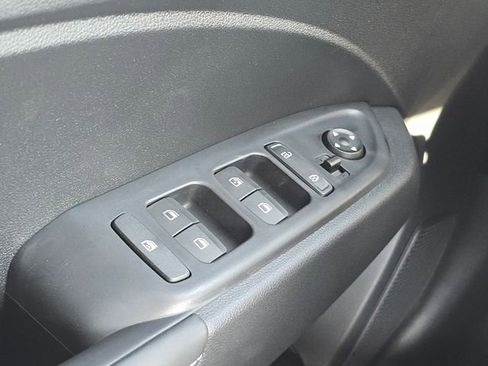 New 2026 Hyundai Venue SEL FWD image 30