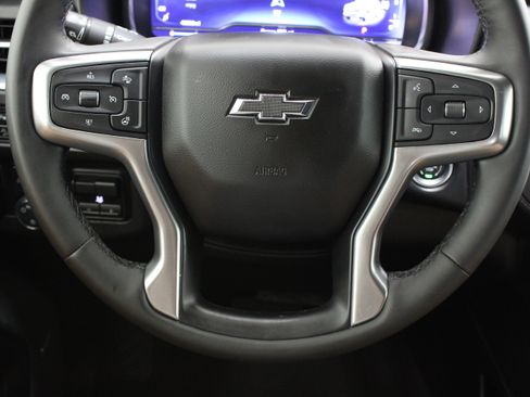 Used 2023 Chevrolet Tahoe Z71 w/ Z71 Off-Road Package AWD/4WD image 25