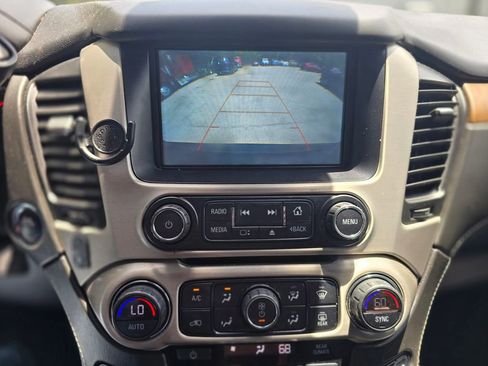 Used 2020 GMC Yukon Denali AWD/4WD image 14