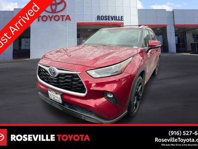 Used 2023 Toyota Highlander XLE