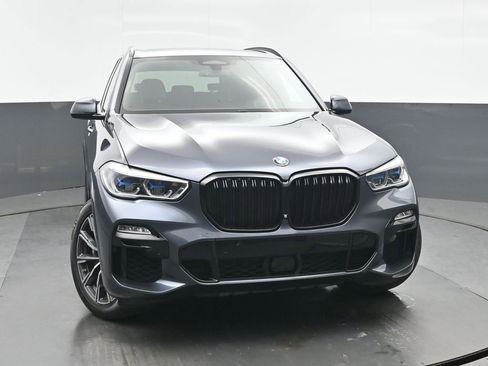 Used 2019 BMW X5 xDrive50i w/ M Sport Package AWD/4WD image 8