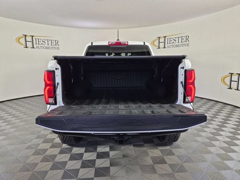 Certified 2025 Chevrolet Colorado ZR2 w/ Technology Package AWD/4WD image 37