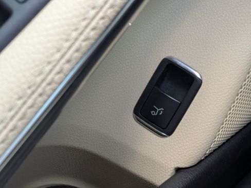 Certified 2018 Mercedes-Benz GLA 250 image 28