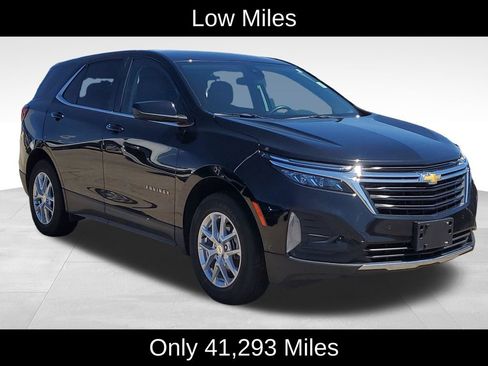 Used 2024 Chevrolet Equinox LT image 2