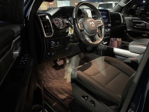 Used 2021 RAM 1500 Big Horn image 9