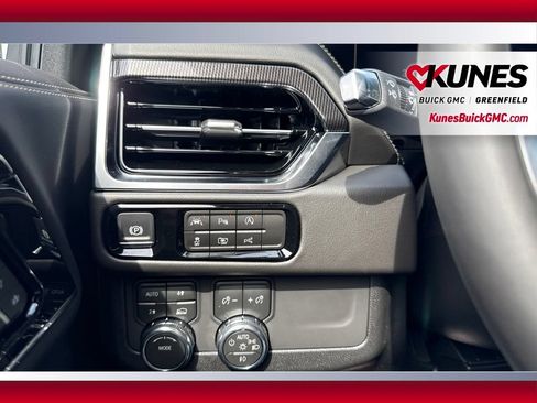 New 2026 GMC Yukon XL Elevation AWD/4WD image 20