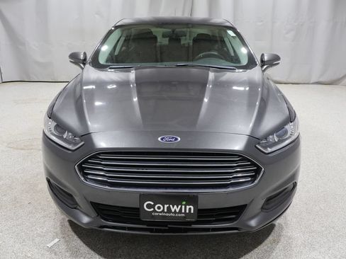 Used 2016 Ford Fusion SE FWD image 7