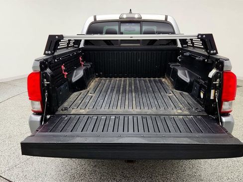 Used 2016 Toyota Tacoma TRD Sport w/ Towing Package AWD/4WD image 22