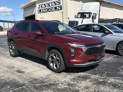 Used 2025 Chevrolet Trax LT